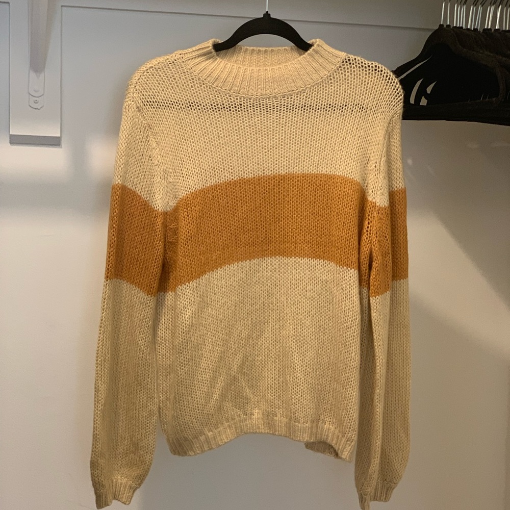 Town sweater with burn orange striped
